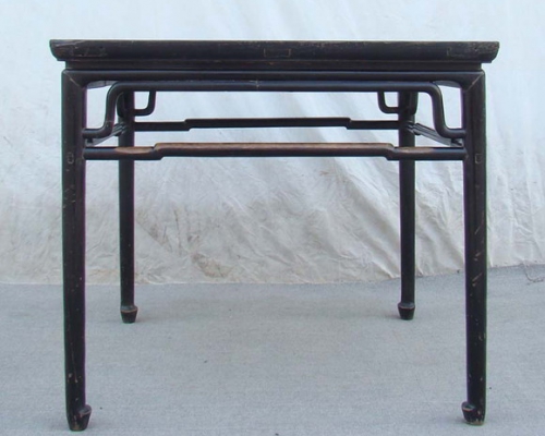 方桌|square table