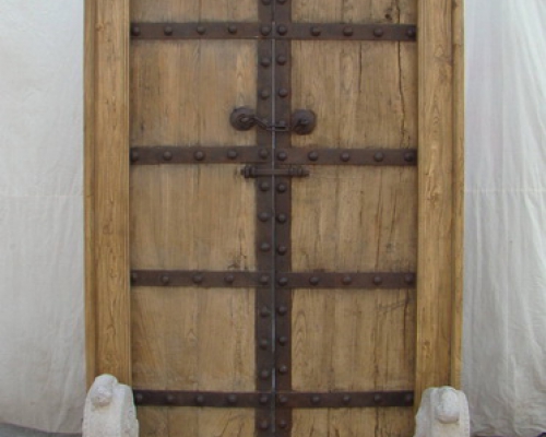 门带框带石礅|door