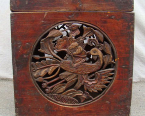 雕花箱|antique trunk