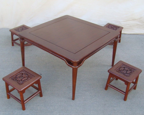 方桌|square table