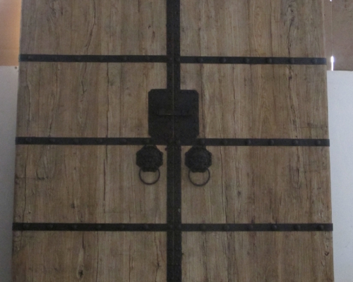 门