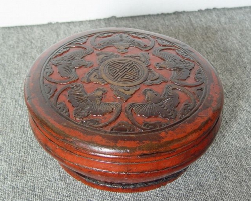 红雕花圆盒|round box