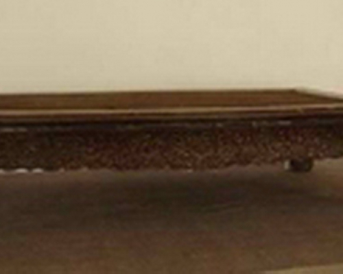 榻|Couch