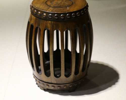 鼓凳|Bulging stool