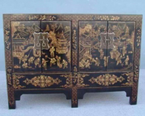 黑描金四门柜|Small black cabinet with tracing a design in gold