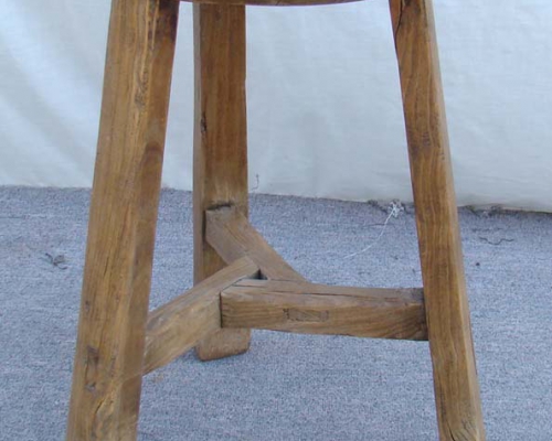 三足圆凳|Three-leg & round stool