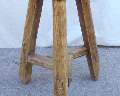 三足圆凳|Three-leg & round stool