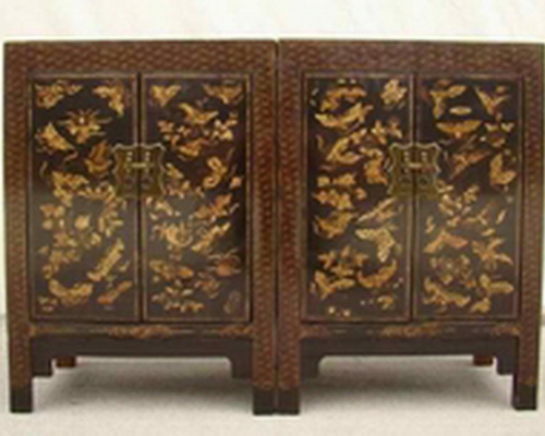 黑描金小柜|Small black cabinet with tracing a design in gold