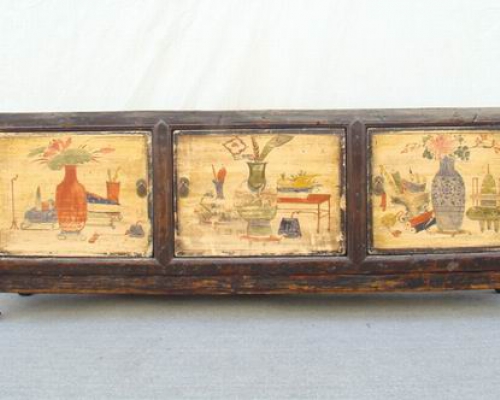三门描彩柜|Color-painted low cabinet