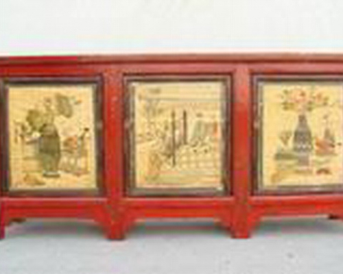 三门描彩柜|Color-painted low cabinet