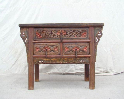 雕花三抽桌|Table with 3 drawers