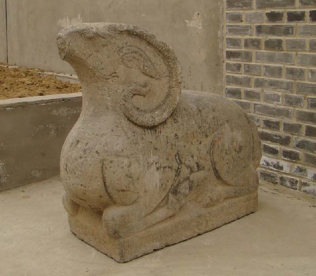 石羊|stone like sheep