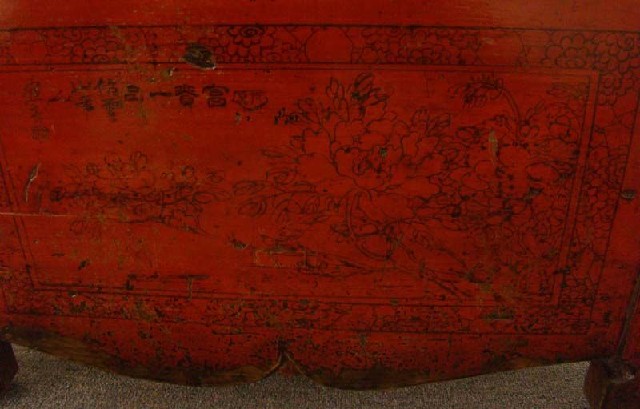 红描彩三抽桌|red depicting a color table with three drawers