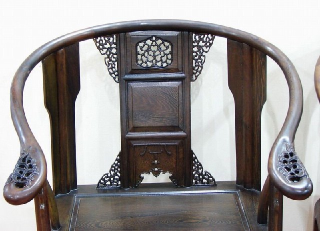 圈椅带几|Round-backed armchair