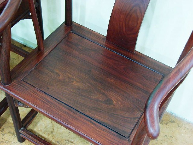 圈椅带几|Round-backed armchair