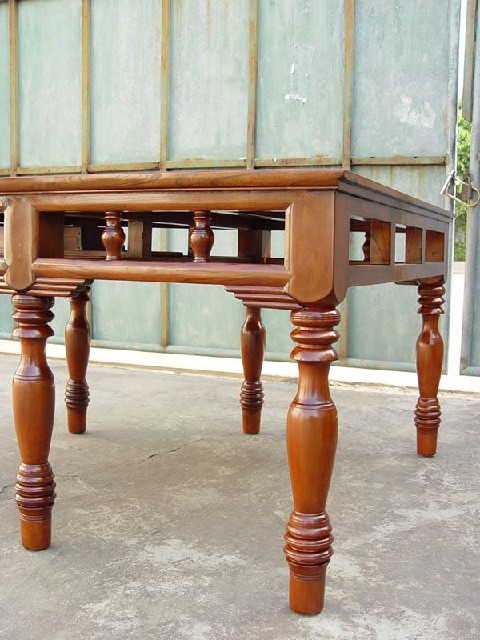 圆会议桌|table