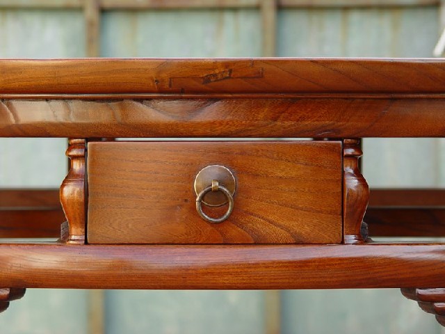 圆会议桌|table
