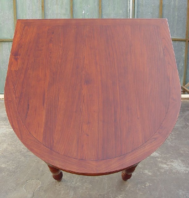 圆会议桌|table