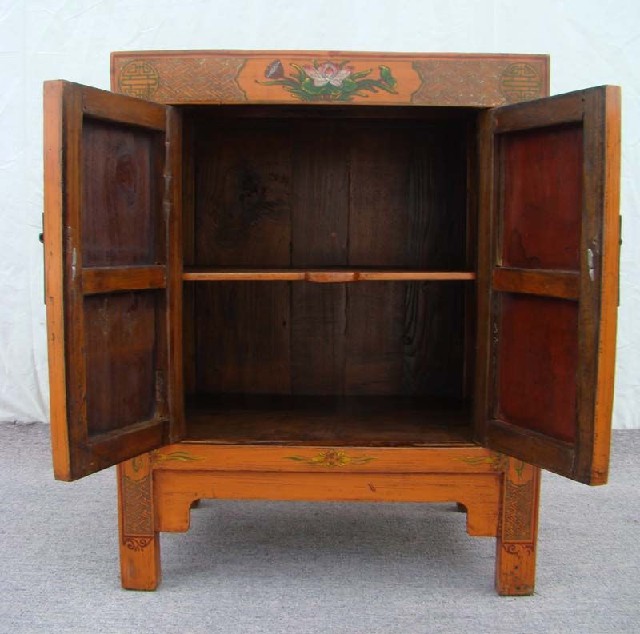 红描彩小柜|red depicting a color chest