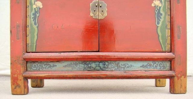 描彩二门柜|Color-painted cabinet w/ 2 doors