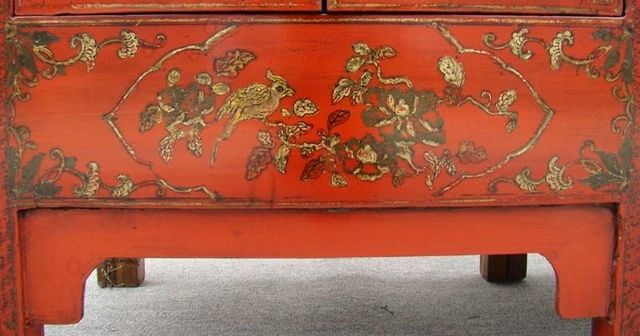 红描金四门柜|red depicting a color small siamese chest