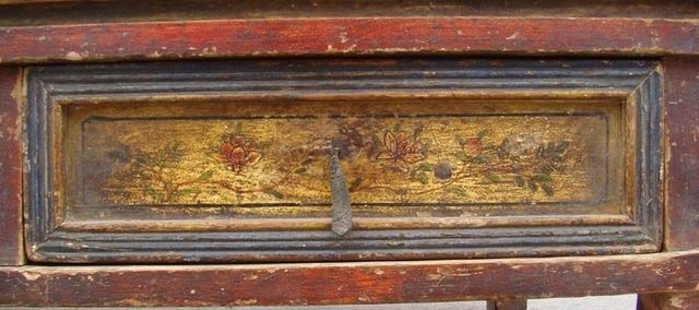 描彩炕桌|Color-painted Kang table