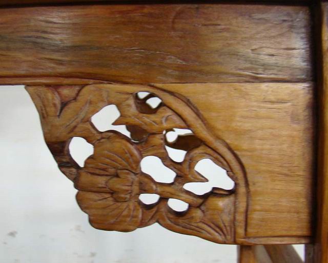 雕花翘头条几|carving stand