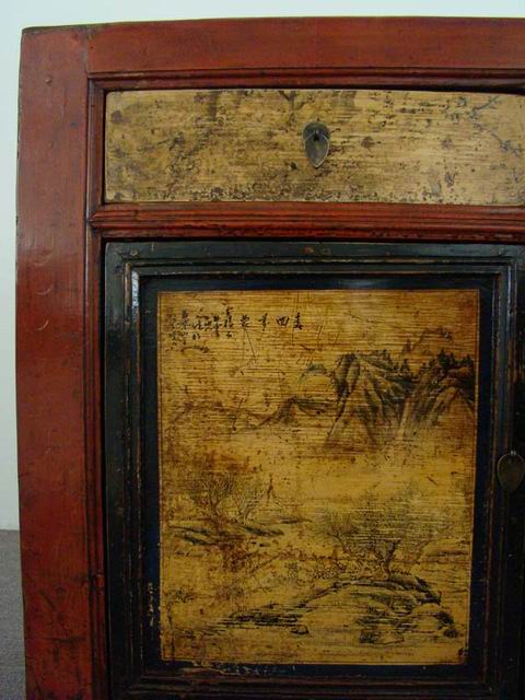 描彩三抽三门柜|Color-painted low cabinet