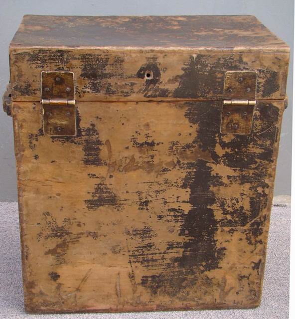 描彩小货箱|painted trunk