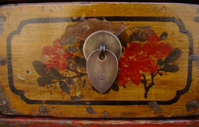描彩三抽地桌工厂|painted lower table