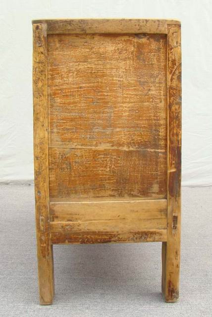 描彩二门柜painted chest