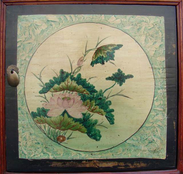 描彩三门柜|Color-painted low cabinet
