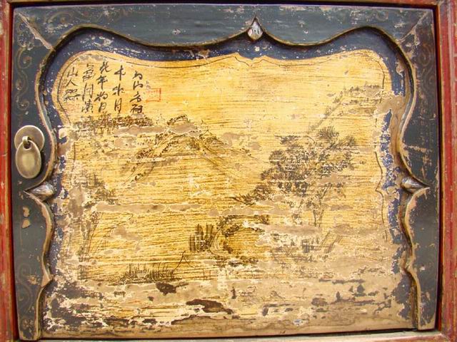 描彩三门柜|Color-painted low cabinet