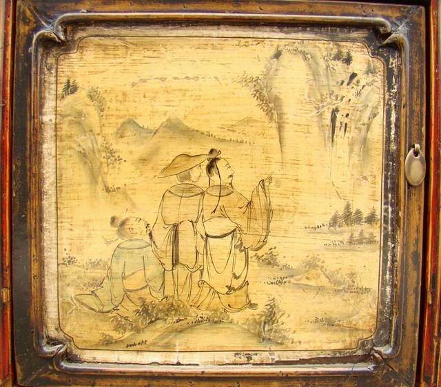 描彩三抽三门柜|Color-painted low cabinet