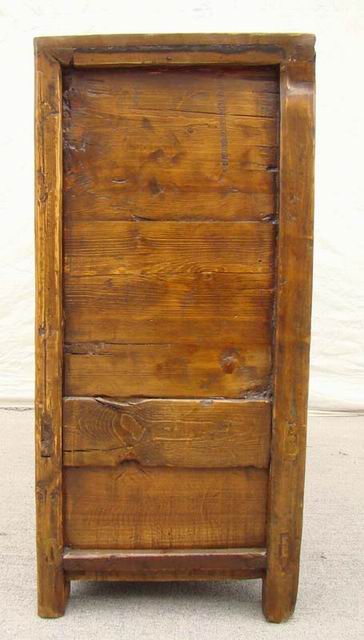 描彩三抽二门柜|painted cabinet