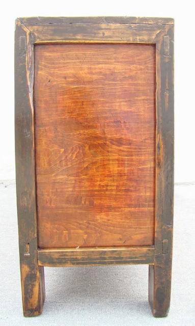 描彩四门柜|Color-painted low cabinet