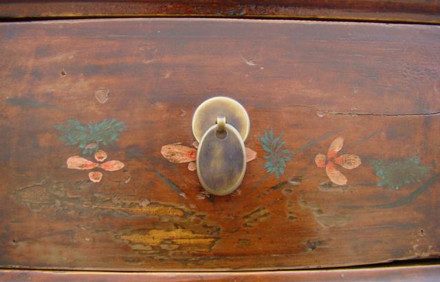 描彩三抽四门柜|painted lower cabinet