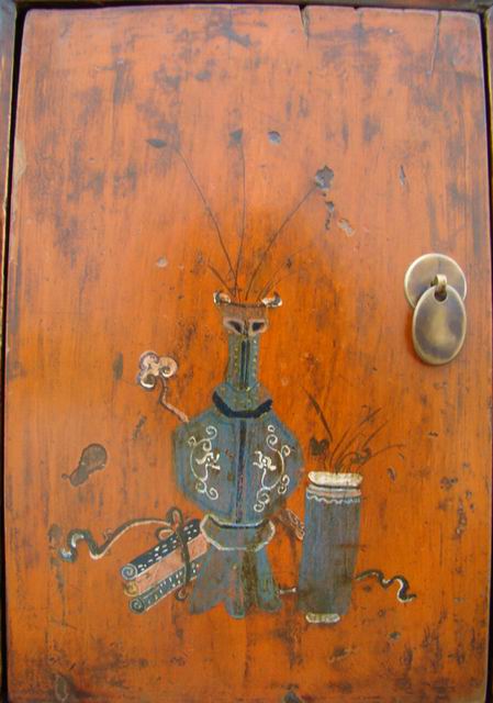 描彩三抽四门柜|painted lower cabinet