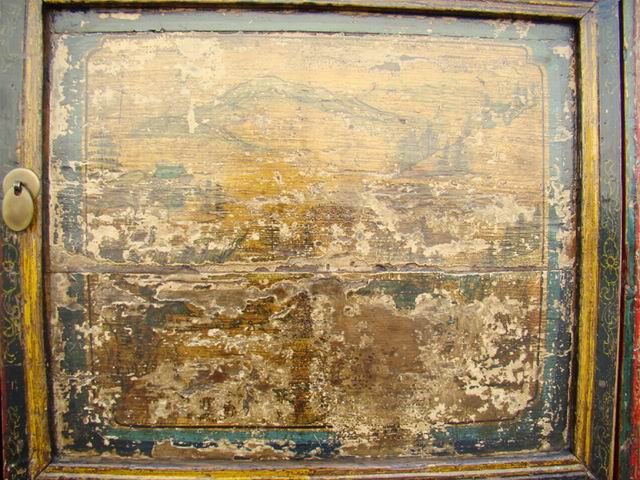 三门描彩柜|Color-painted low cabinet