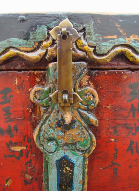 描彩箱工厂|painted trunk