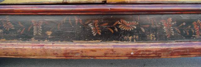 四门描彩柜|Color-painted low cabinet