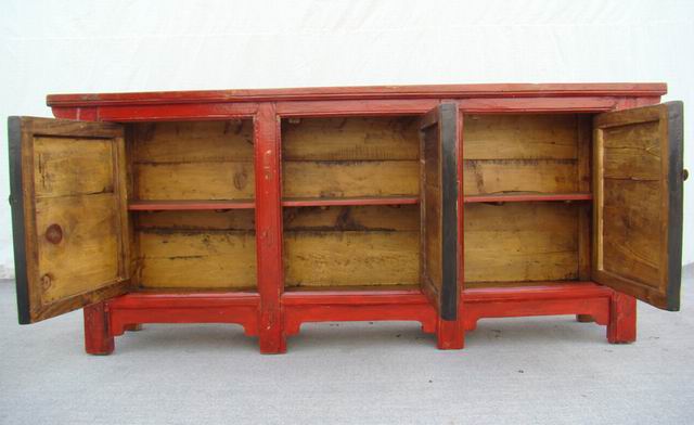三门描彩柜|Color-painted low cabinet