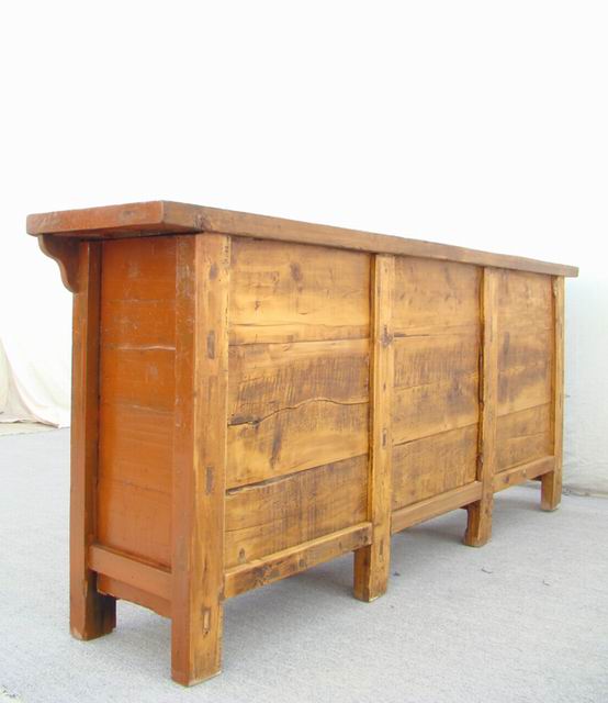 三门描彩柜|Color-painted low cabinet