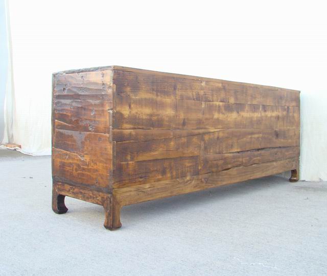 三门描彩柜|Color-painted low cabinet