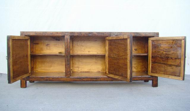 三门描彩柜|Color-painted low cabinet