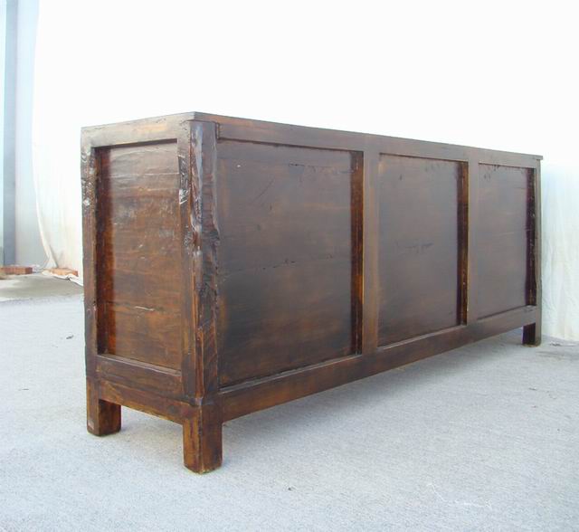 三门描彩柜|Color-painted low cabinet