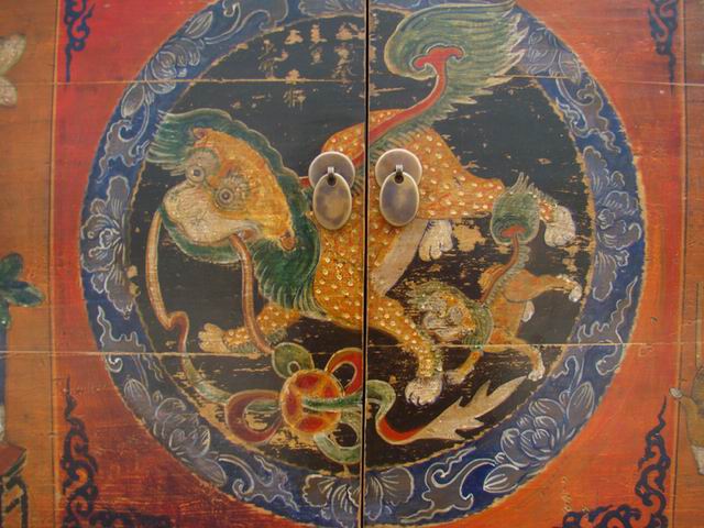描彩二门柜|painted small cabinet