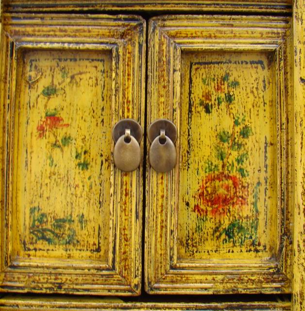黄描彩小柜|painted small cabinet