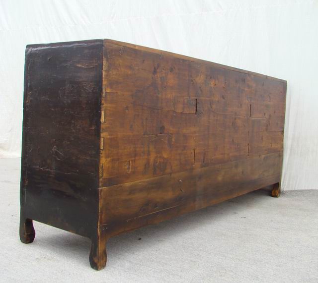 红三门描彩柜|Color-painted low cabinet